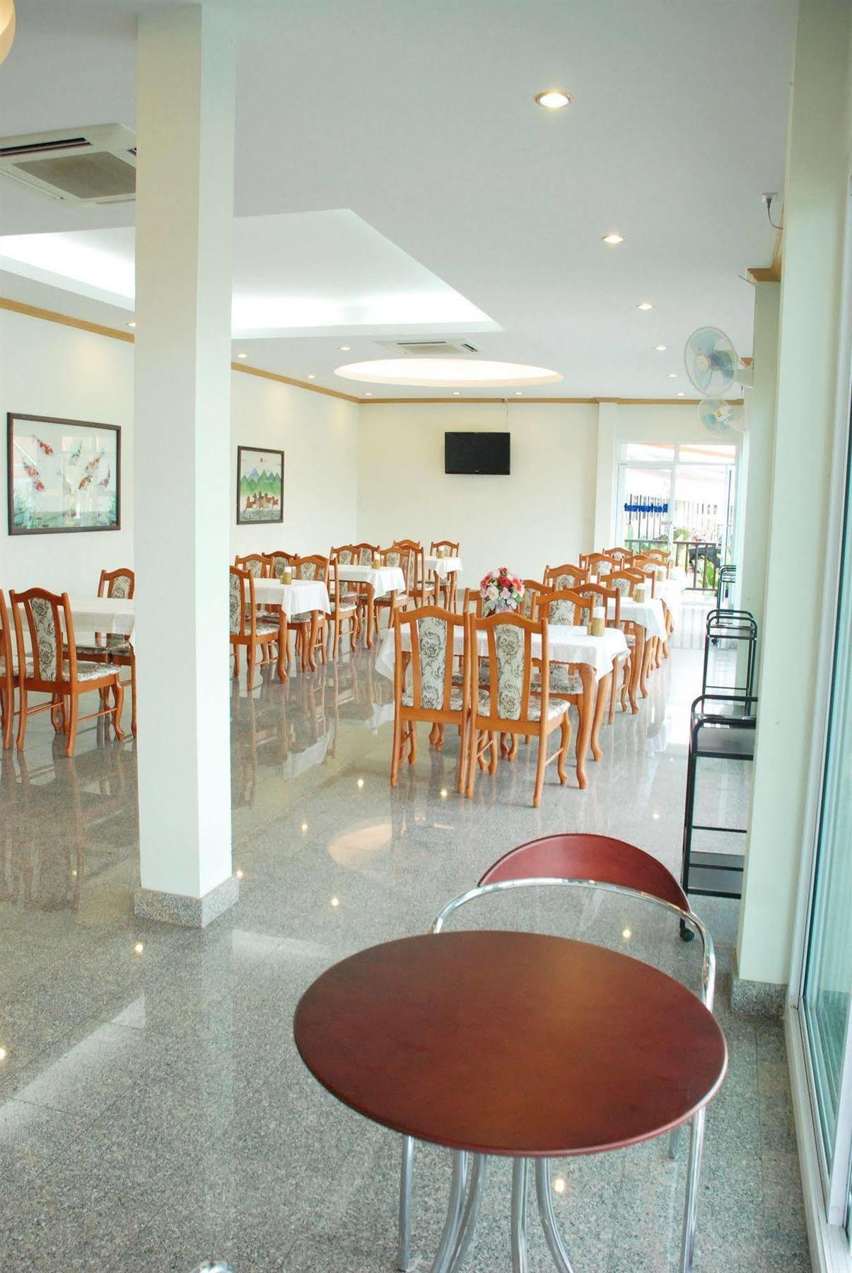 Martina Hotel Surin Exterior foto